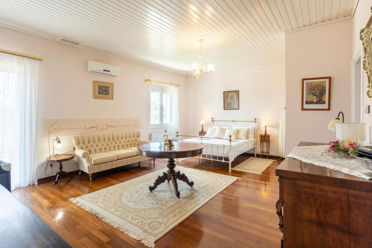 Villa Golden Tiara Agioi Deka  ภายนอก รูปภาพ