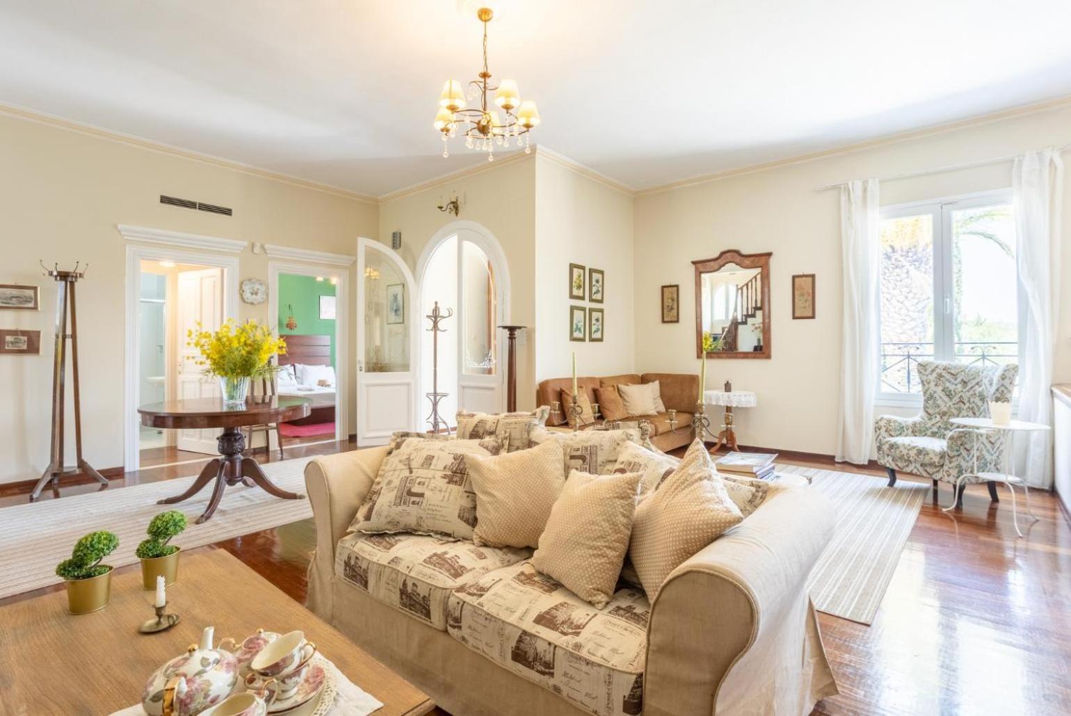Villa Golden Tiara Agioi Deka  ภายนอก รูปภาพ