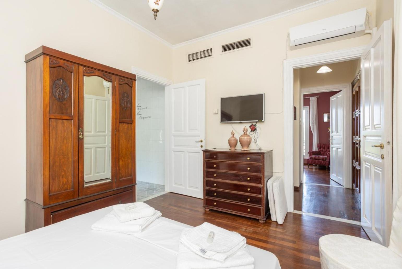 Villa Golden Tiara Agioi Deka  ภายนอก รูปภาพ