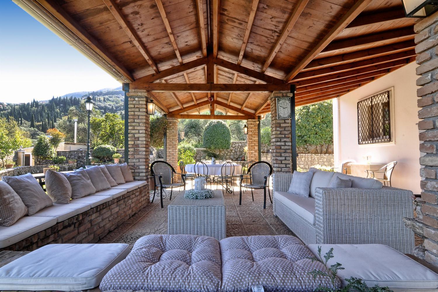 Villa Golden Tiara Agioi Deka  ภายนอก รูปภาพ